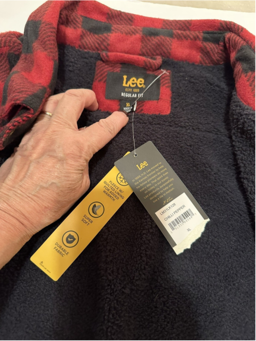 Lee Red Plaid Fleece Jacket Mens XL Soft Black Faux Sherpa Fur Lining NWT - Picture 8 of 16